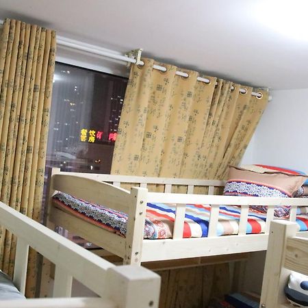 Yantai Music Theme Youth Hostel Buitenkant foto